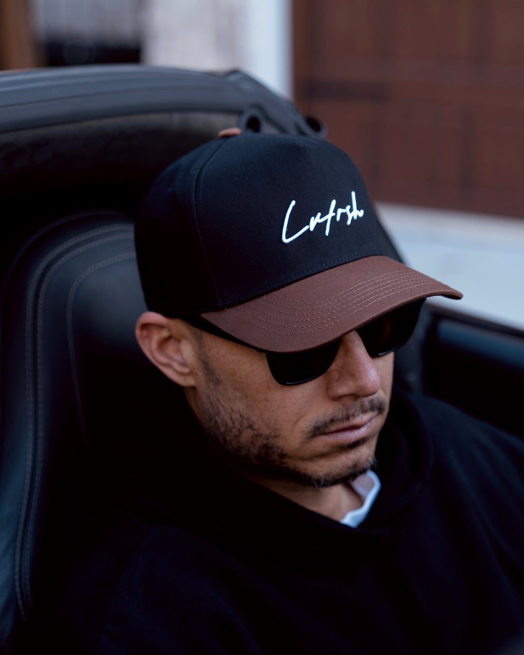 Signature - Black/Coffee