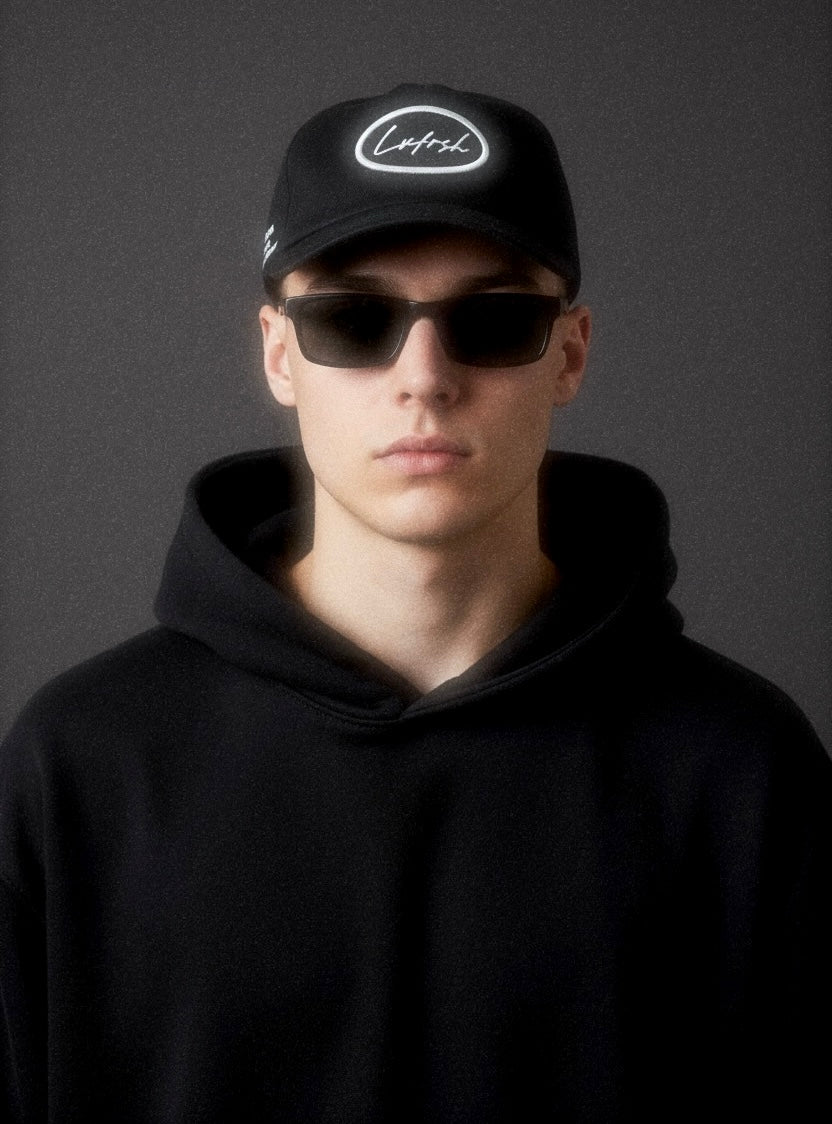 Signature Patch - Black/White (unstructured)